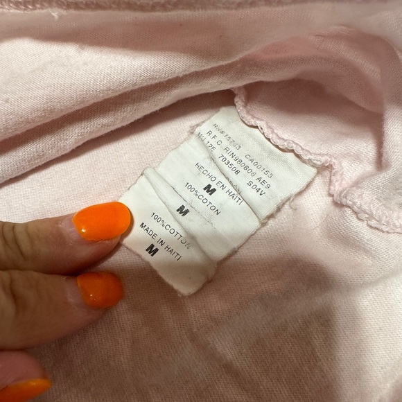 Hanes Nano Size Medium Women's Pink T-Shirt - Picture 3 of 5